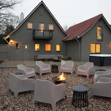 Dom wakacyjny Heidebloem Max. 12 Personen *
