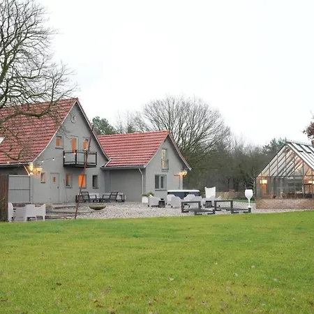 Feriehus Heidebloem Max. 12 Personen